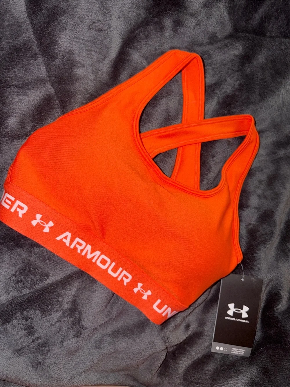 UNDER ARMOUR SPORTS BRA SIZE SMALL